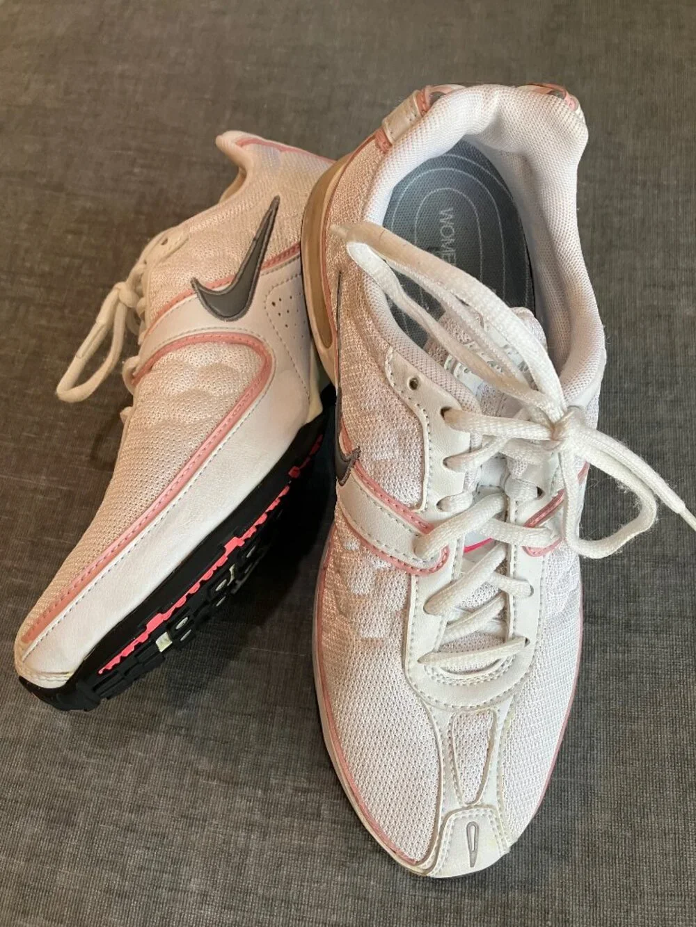 Vintage Nike Air Max Moto 5 Running Sneakers Athletic Shoes Women's Size 7